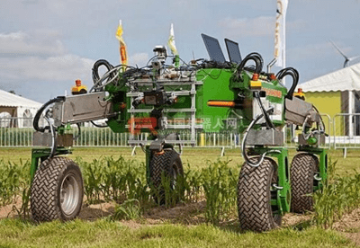 Robotic Tractor in China